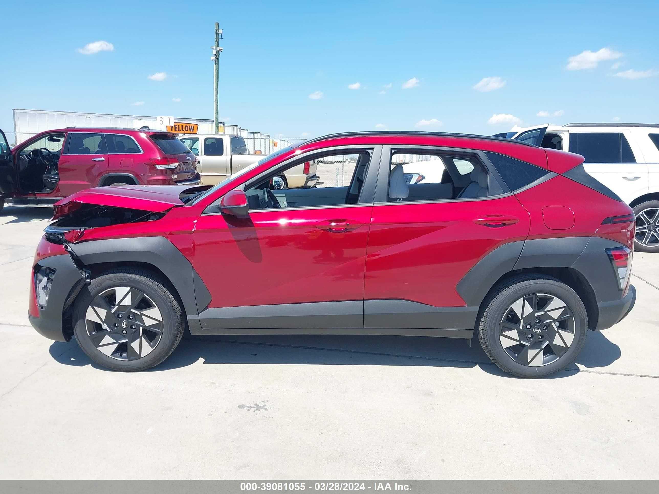 Photo 13 VIN: KM8HB3ABXRU106164 - HYUNDAI KONA 