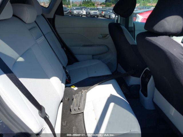 Photo 7 VIN: KM8HBCAB4RU049444 - HYUNDAI KONA 