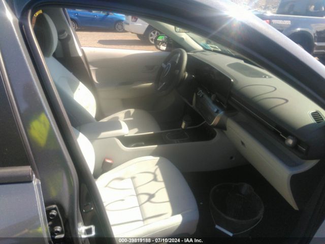 Photo 4 VIN: KM8HBCAB4RU139709 - HYUNDAI KONA 