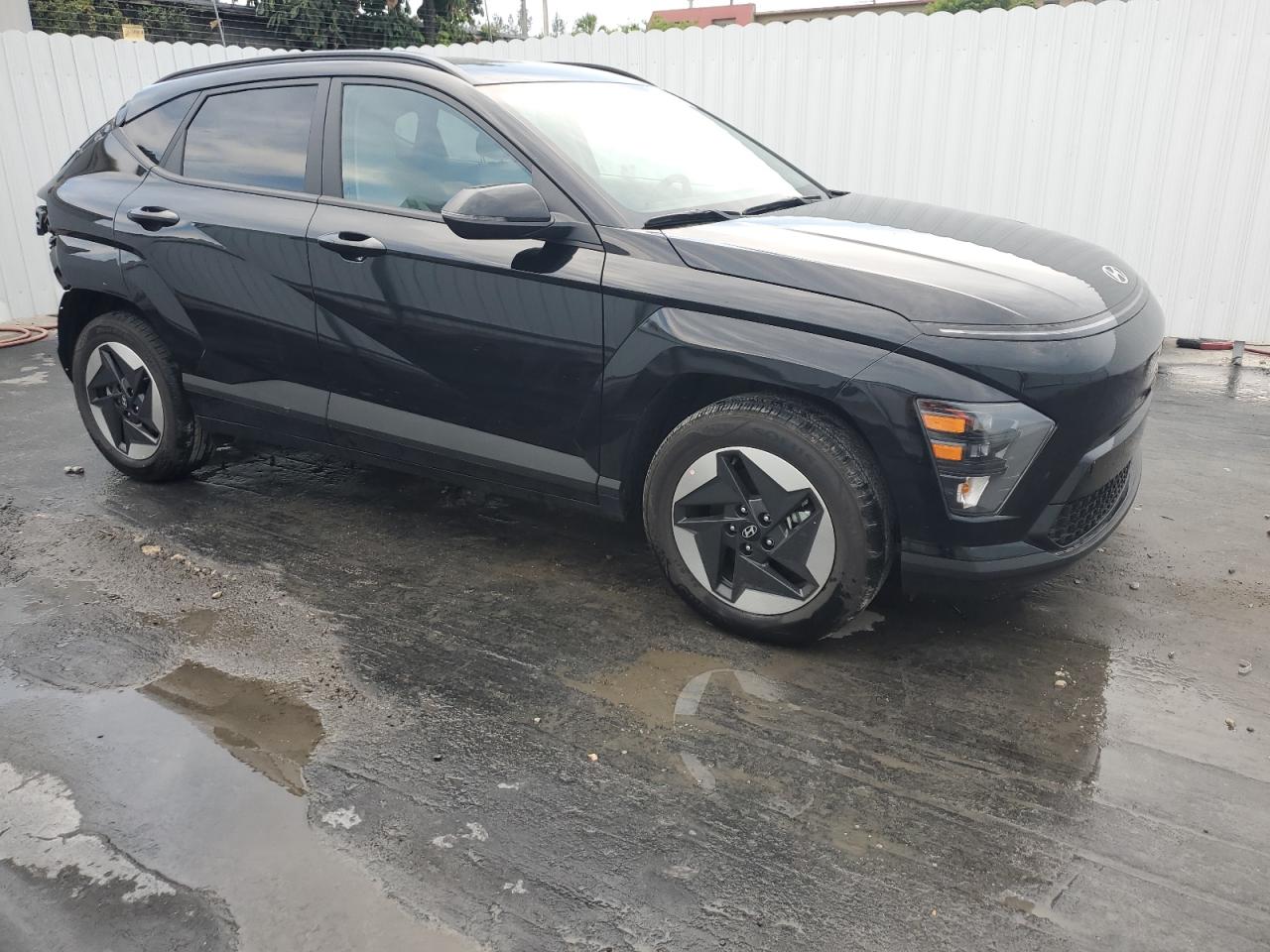 Photo 3 VIN: KM8HC3A60RU007921 - HYUNDAI KONA 