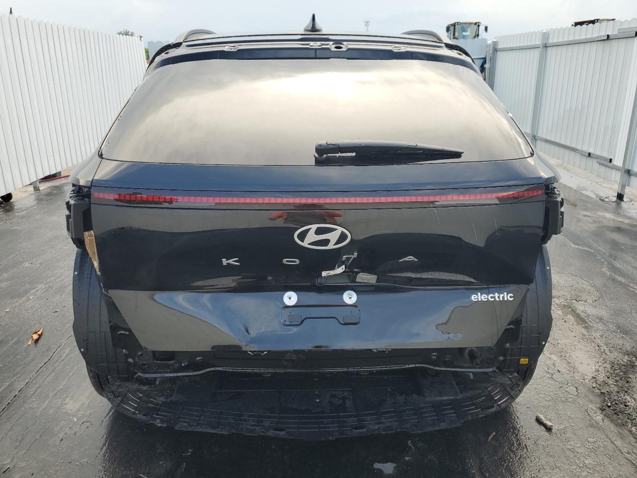 Photo 5 VIN: KM8HC3A60RU007921 - HYUNDAI KONA 