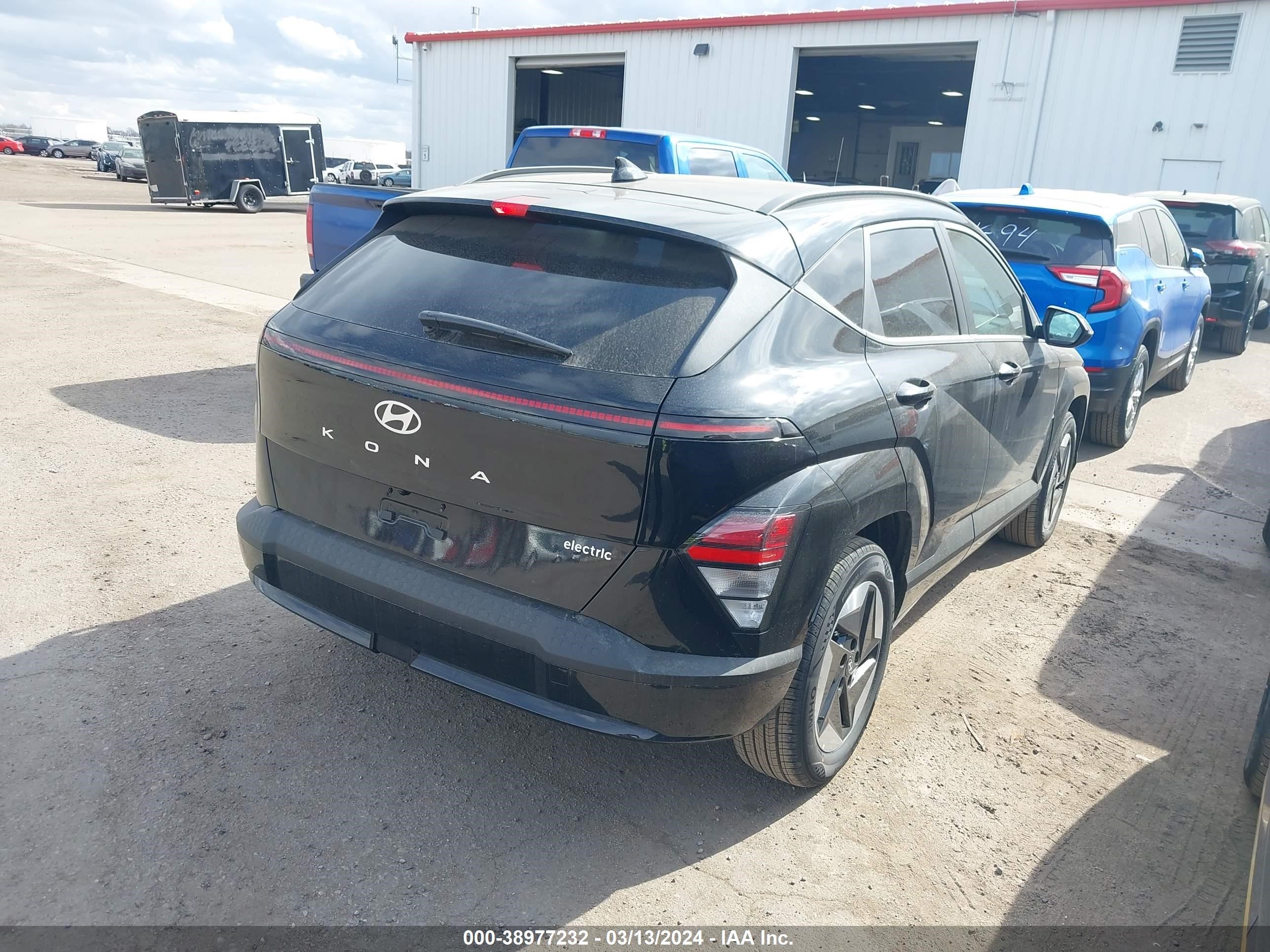 Photo 3 VIN: KM8HC3A62RU007032 - HYUNDAI KONA 