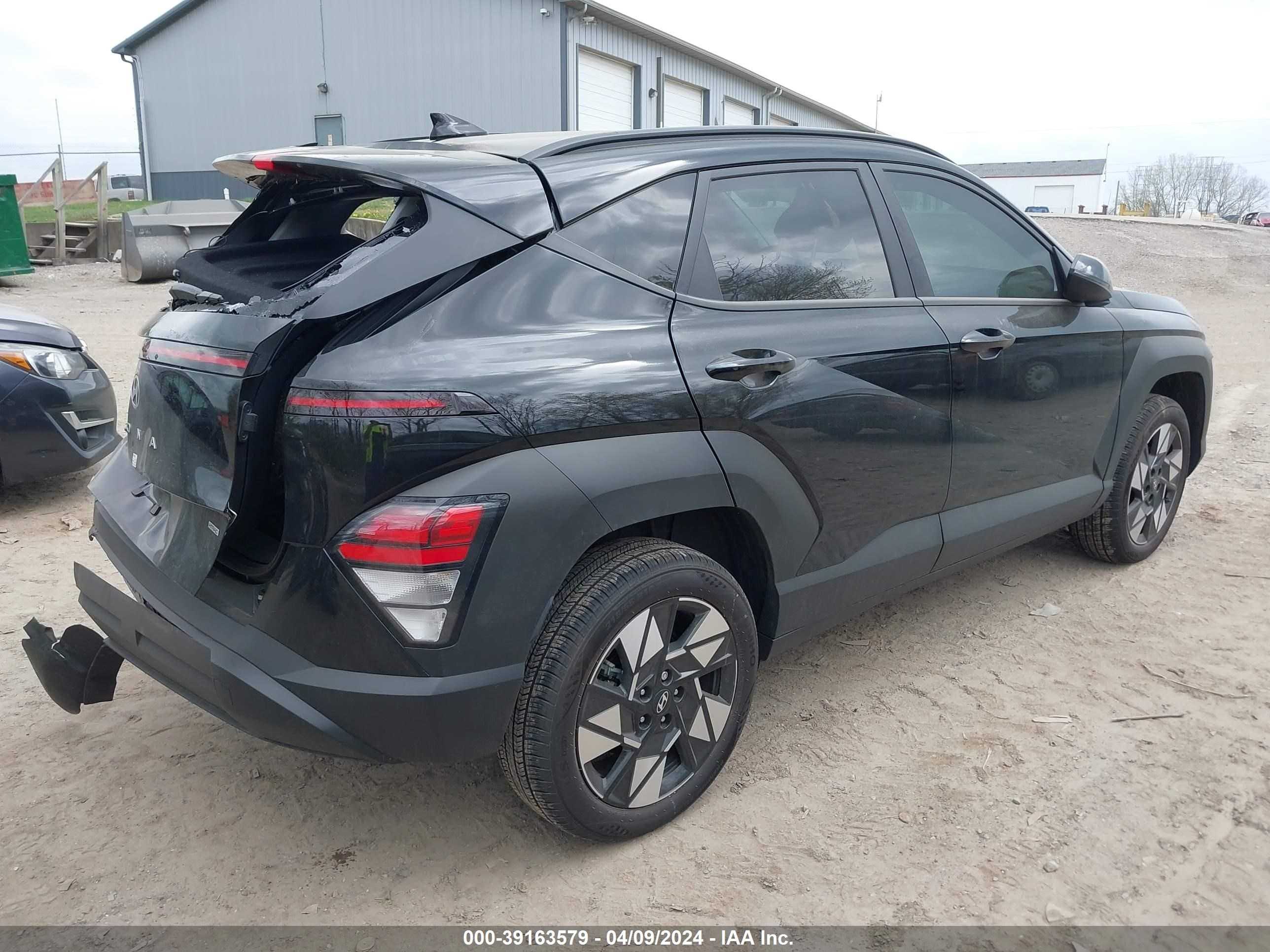 Photo 3 VIN: KM8HCCAB4RU042880 - HYUNDAI KONA 