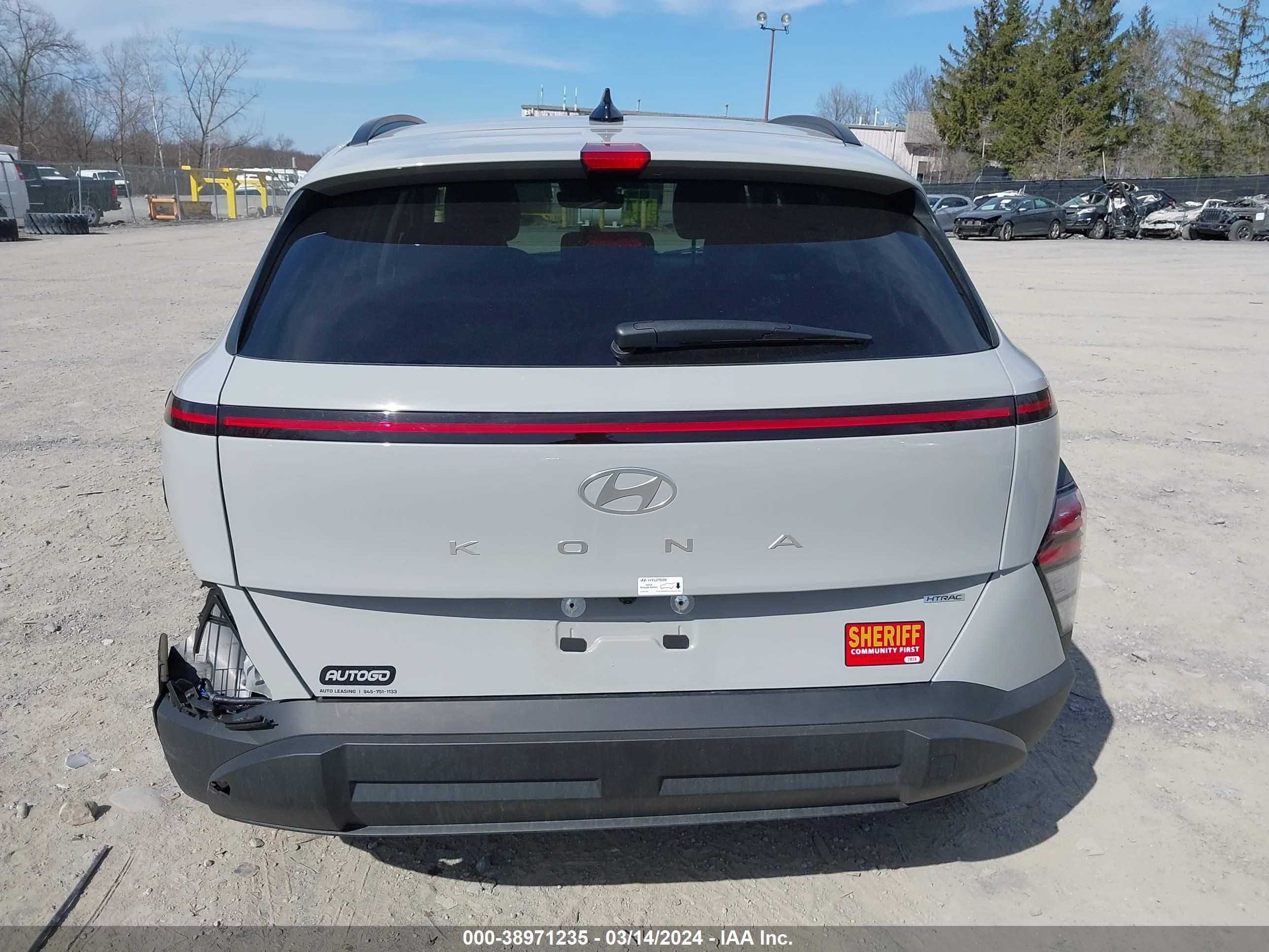 Photo 15 VIN: KM8HCCAB5RU057579 - HYUNDAI KONA 