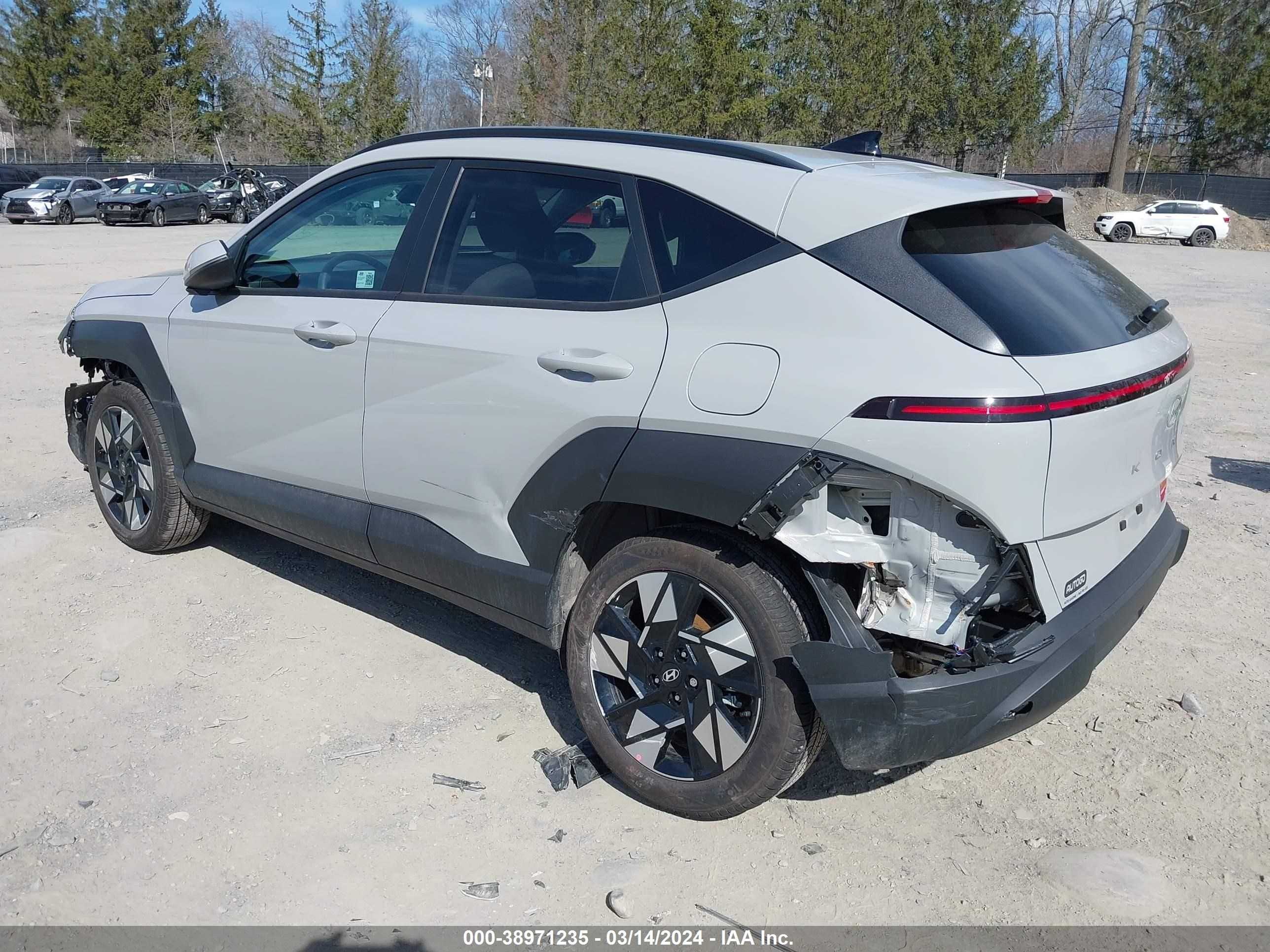 Photo 2 VIN: KM8HCCAB5RU057579 - HYUNDAI KONA 