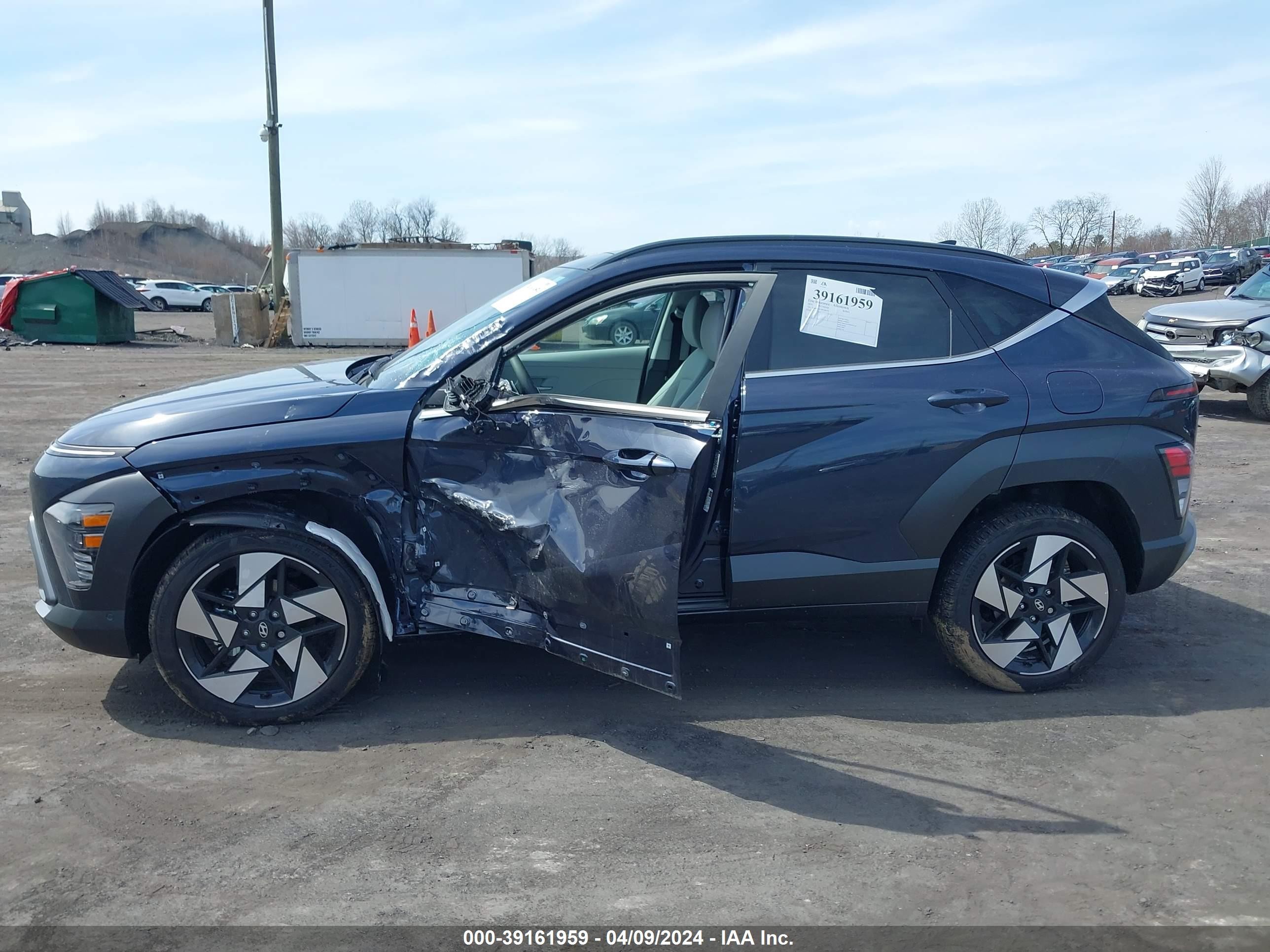 Photo 13 VIN: KM8HECA32RU084791 - HYUNDAI KONA 