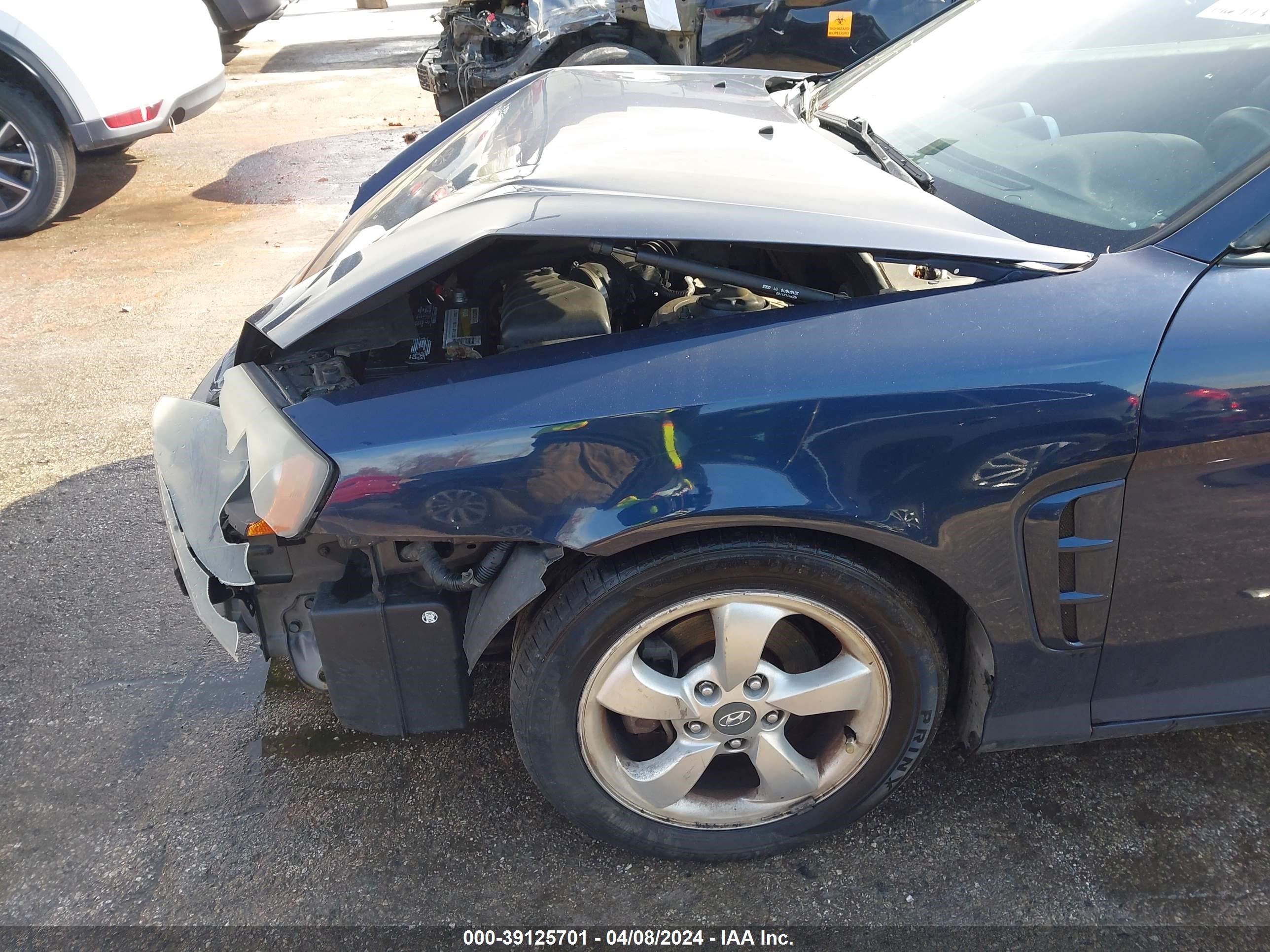 Photo 20 VIN: KM8HM65D15U182843 - HYUNDAI TIBURON 