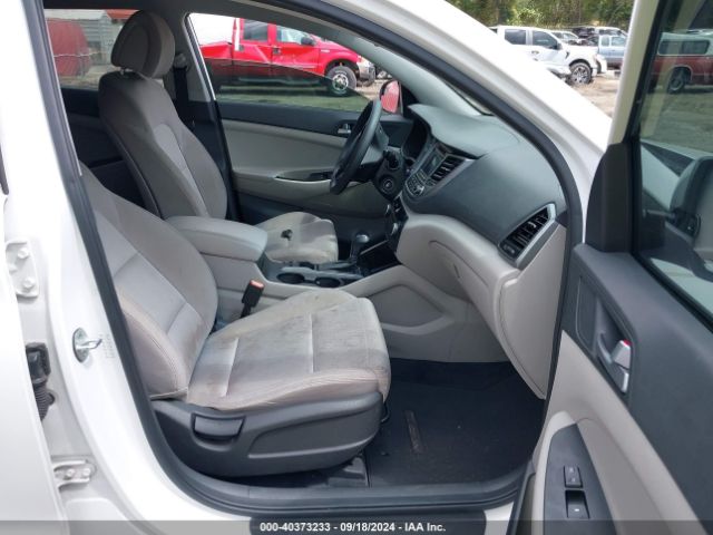 Photo 4 VIN: KM8J23A40GU043463 - HYUNDAI TUCSON 