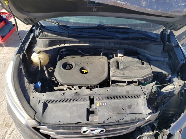 Photo 6 VIN: KM8J23A40GU102835 - HYUNDAI TUCSON SE 