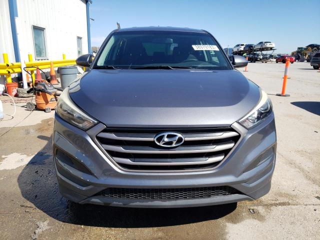 Photo 4 VIN: KM8J23A40GU160329 - HYUNDAI TUCSON SE 