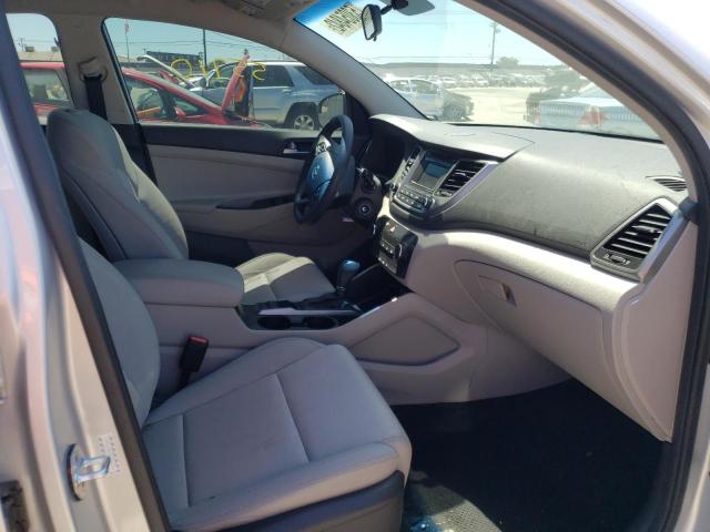 Photo 4 VIN: KM8J23A40HU484754 - HYUNDAI TUCSON SE 