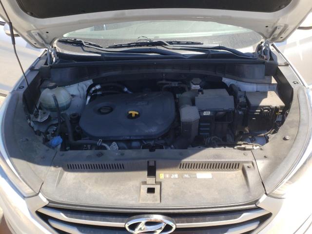 Photo 6 VIN: KM8J23A40HU484754 - HYUNDAI TUCSON SE 