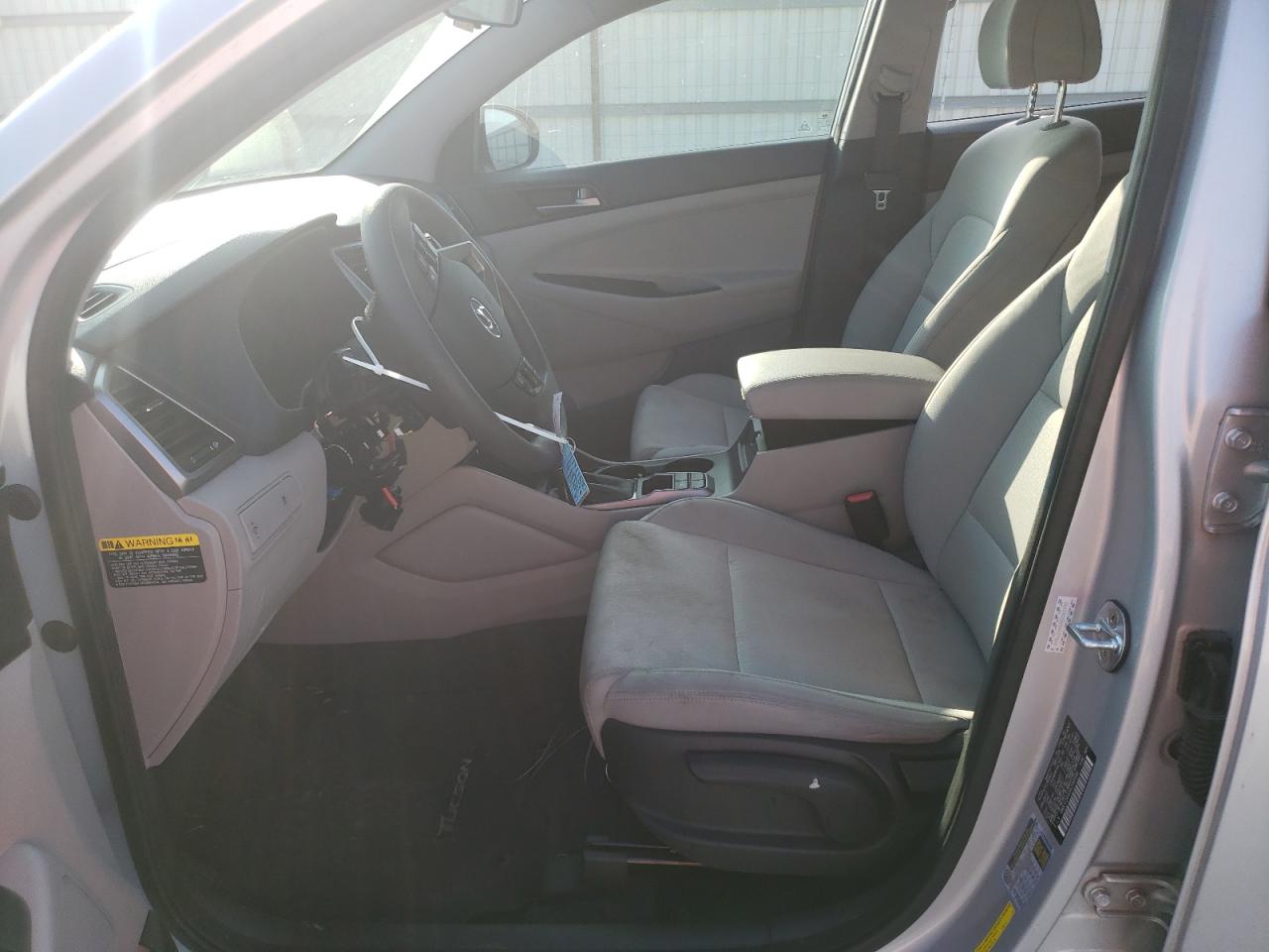 Photo 6 VIN: KM8J23A40HU543396 - HYUNDAI TUCSON 