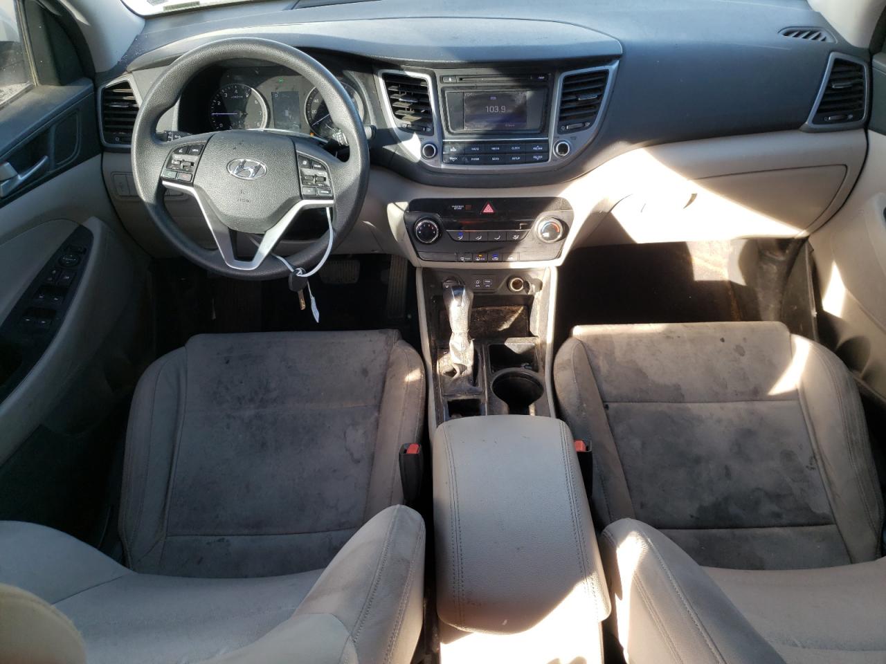 Photo 7 VIN: KM8J23A40JU676861 - HYUNDAI TUCSON 