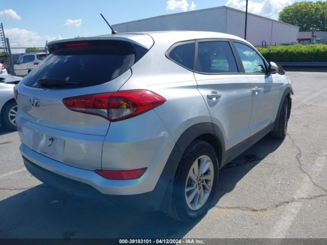 Photo 3 VIN: KM8J23A40JU693708 - HYUNDAI TUCSON 