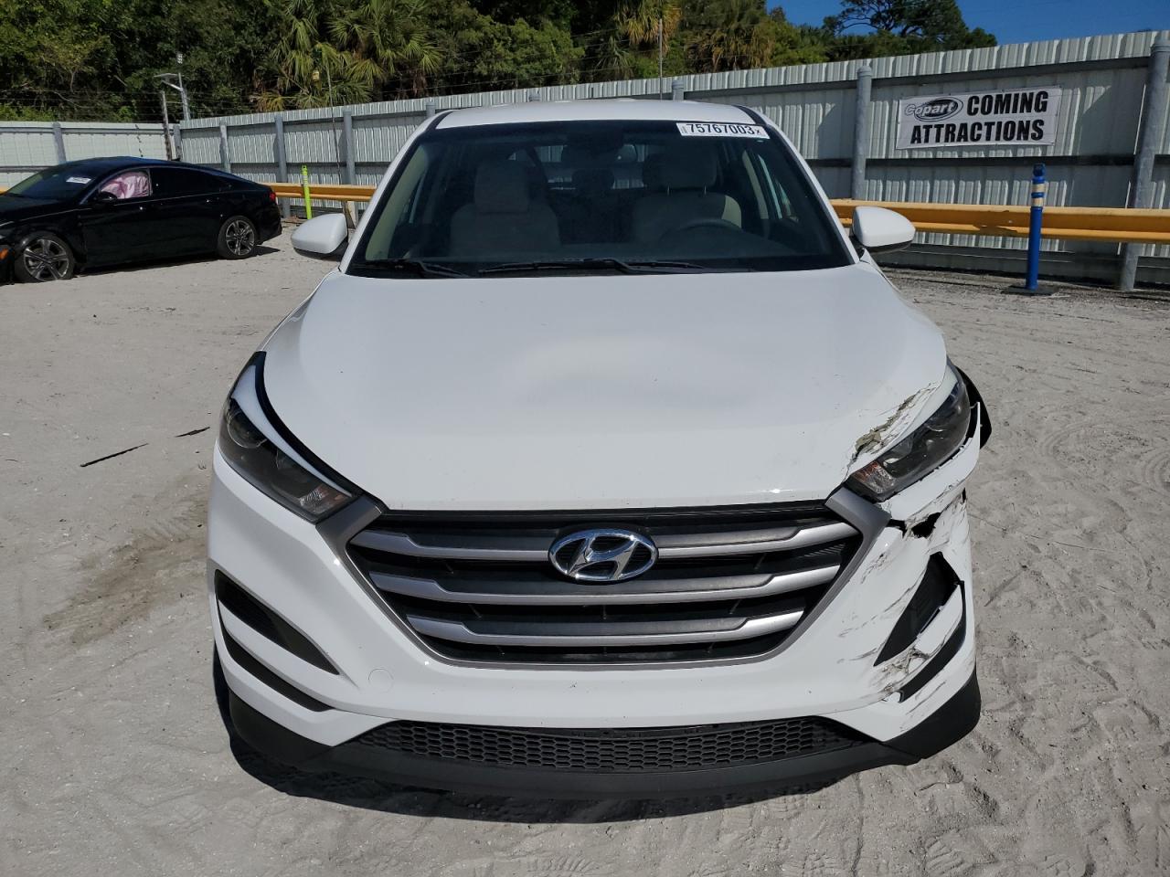 Photo 4 VIN: KM8J23A40JU786776 - HYUNDAI TUCSON 