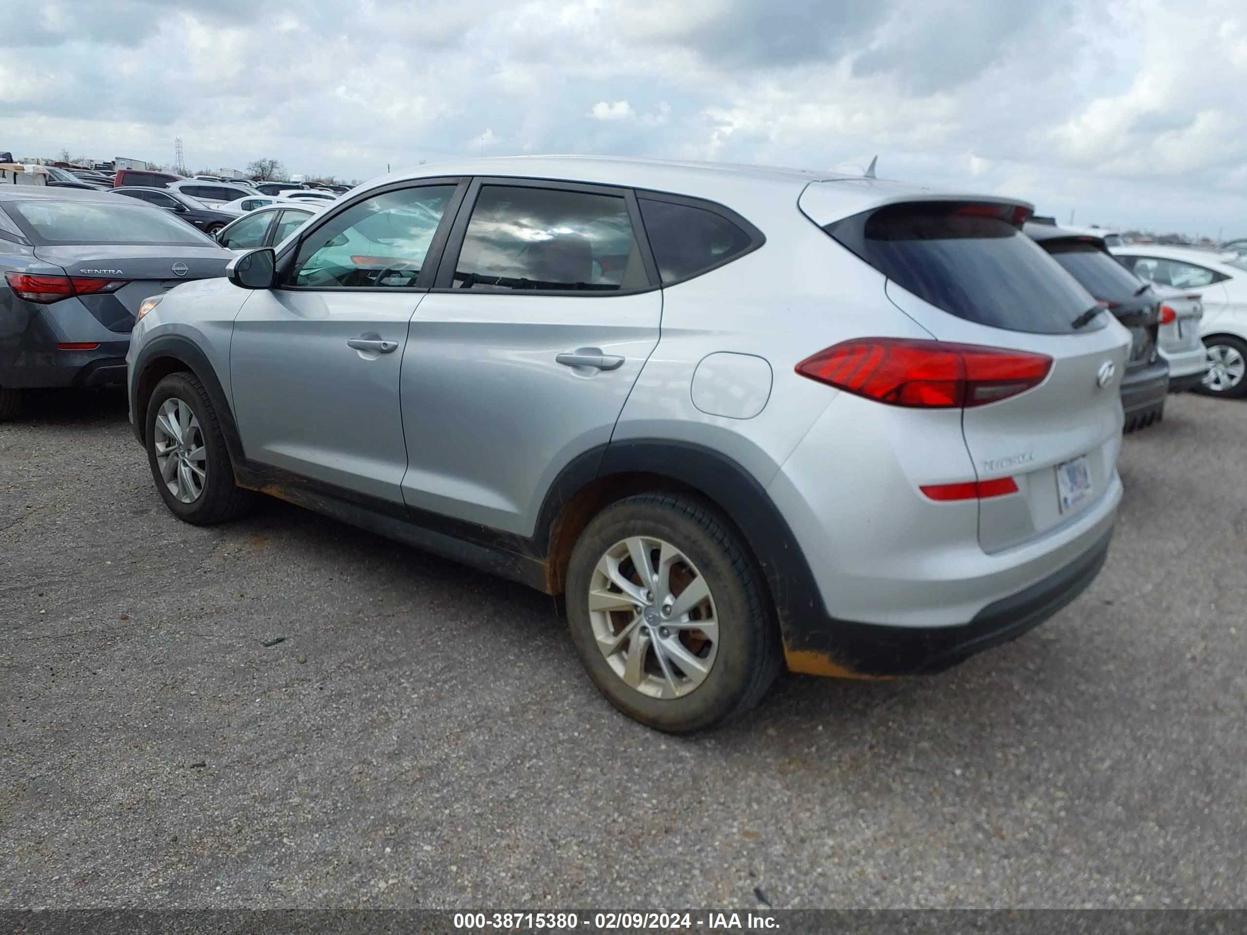 Photo 2 VIN: KM8J23A40KU007605 - HYUNDAI TUCSON 