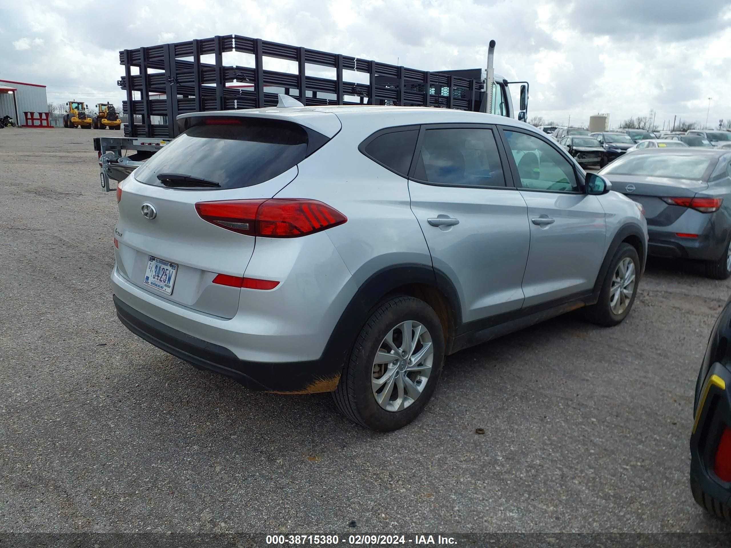 Photo 3 VIN: KM8J23A40KU007605 - HYUNDAI TUCSON 