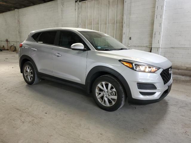 Photo 3 VIN: KM8J23A40KU013937 - HYUNDAI TUCSON SE 