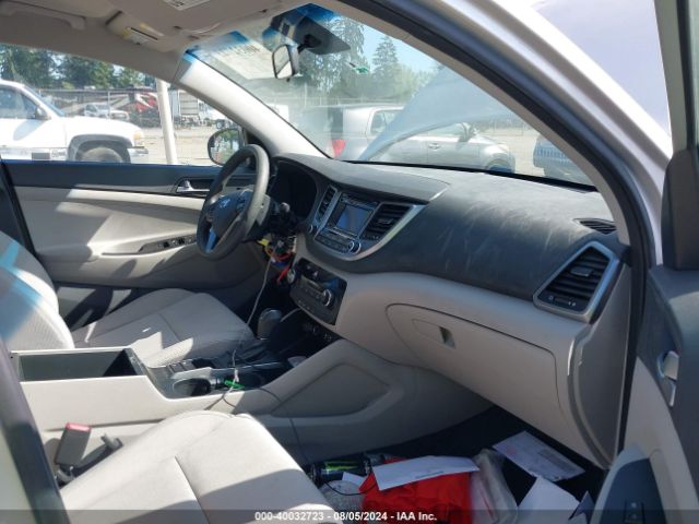 Photo 4 VIN: KM8J23A41GU026655 - HYUNDAI TUCSON 