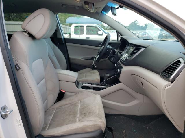 Photo 4 VIN: KM8J23A41GU089237 - HYUNDAI TUCSON SE 