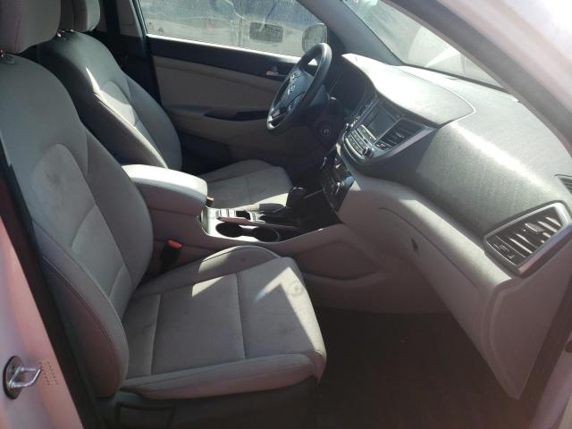 Photo 4 VIN: KM8J23A41HU288547 - HYUNDAI TUCSON SE 