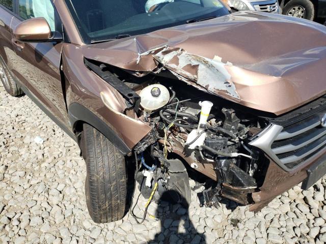 Photo 8 VIN: KM8J23A41HU326634 - HYUNDAI TUCSON SE 