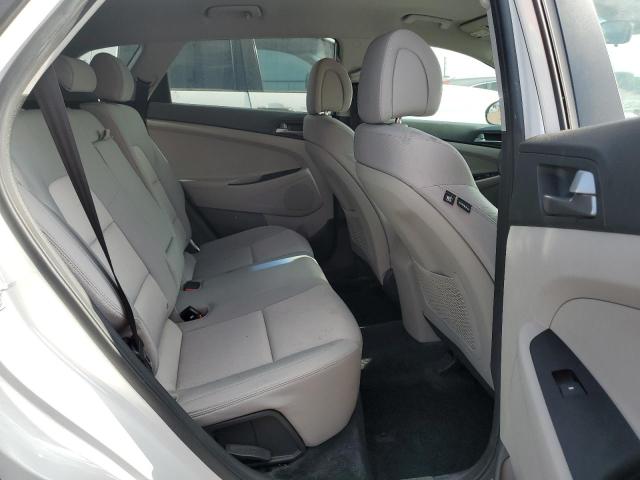 Photo 9 VIN: KM8J23A41HU506972 - HYUNDAI TUCSON SE 