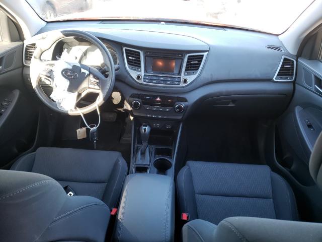 Photo 8 VIN: KM8J23A41HU580070 - HYUNDAI TUCSON SE 