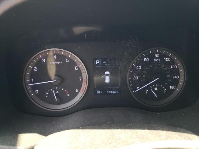 Photo 8 VIN: KM8J23A41JU632688 - HYUNDAI TUCSON SE 