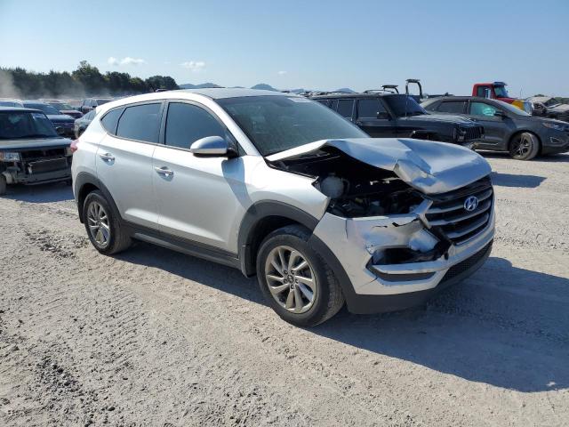 Photo 3 VIN: KM8J23A41JU669546 - HYUNDAI TUCSON SE 