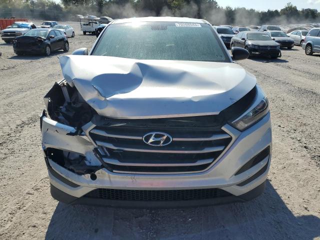 Photo 4 VIN: KM8J23A41JU669546 - HYUNDAI TUCSON SE 