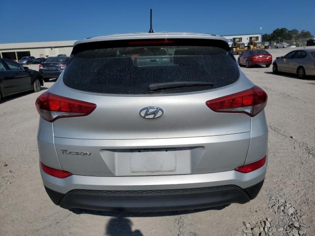 Photo 5 VIN: KM8J23A41JU669546 - HYUNDAI TUCSON SE 