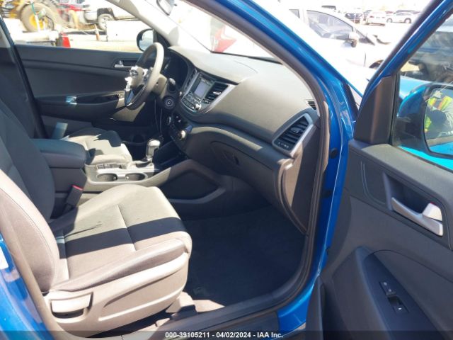 Photo 4 VIN: KM8J23A41JU784356 - HYUNDAI TUCSON 