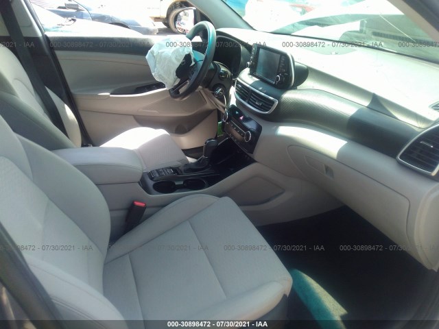 Photo 4 VIN: KM8J23A41KU893210 - HYUNDAI TUCSON 