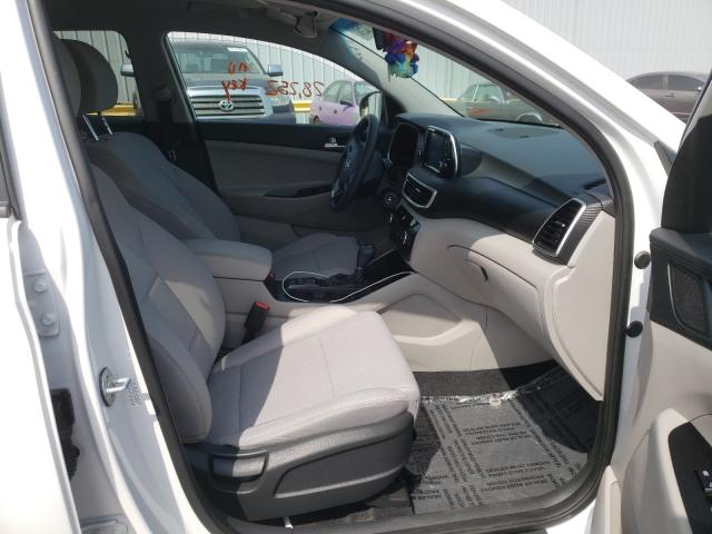 Photo 4 VIN: KM8J23A41KU927873 - HYUNDAI TUCSON SE 