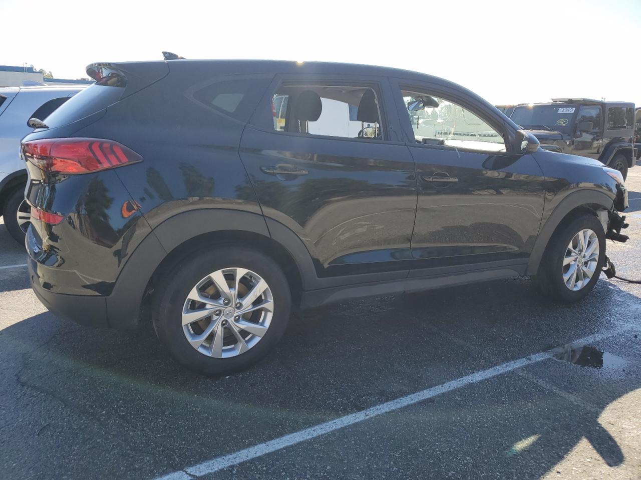 Photo 2 VIN: KM8J23A41LU275435 - HYUNDAI TUCSON 