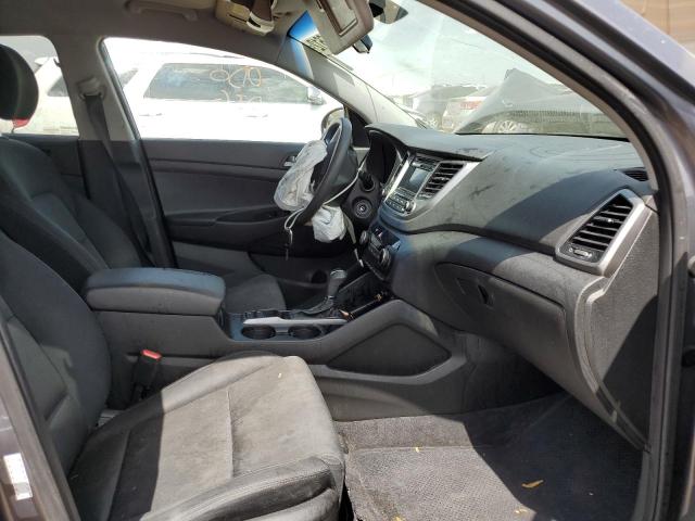 Photo 4 VIN: KM8J23A42GU042945 - HYUNDAI TUCSON SE 