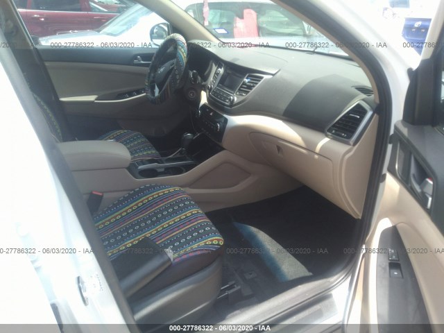 Photo 4 VIN: KM8J23A42GU087996 - HYUNDAI TUCSON 