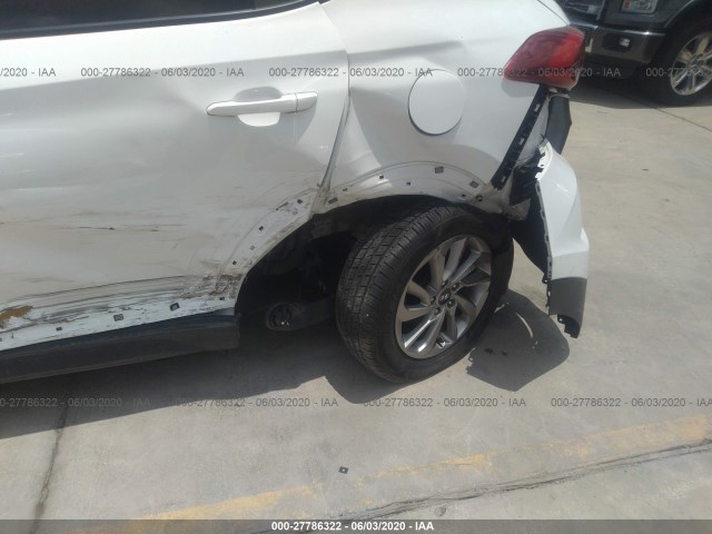 Photo 5 VIN: KM8J23A42GU087996 - HYUNDAI TUCSON 