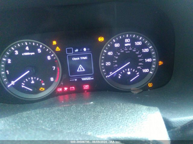 Photo 6 VIN: KM8J23A42HU403852 - HYUNDAI TUCSON 