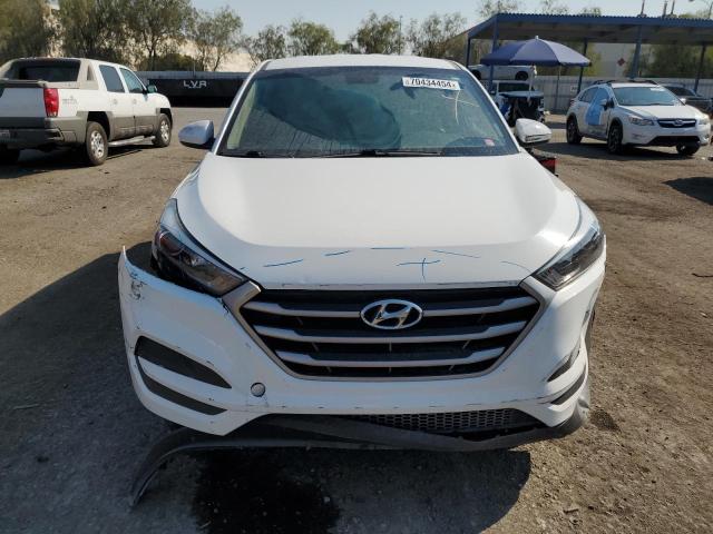 Photo 4 VIN: KM8J23A42HU484805 - HYUNDAI TUCSON SE 