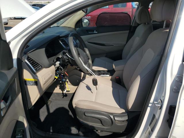 Photo 6 VIN: KM8J23A42HU484805 - HYUNDAI TUCSON SE 