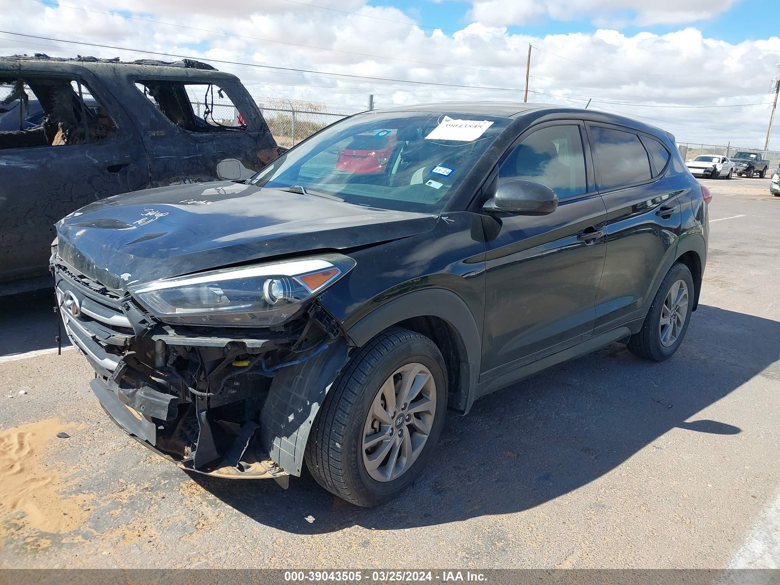 Photo 1 VIN: KM8J23A42JU634143 - HYUNDAI TUCSON 