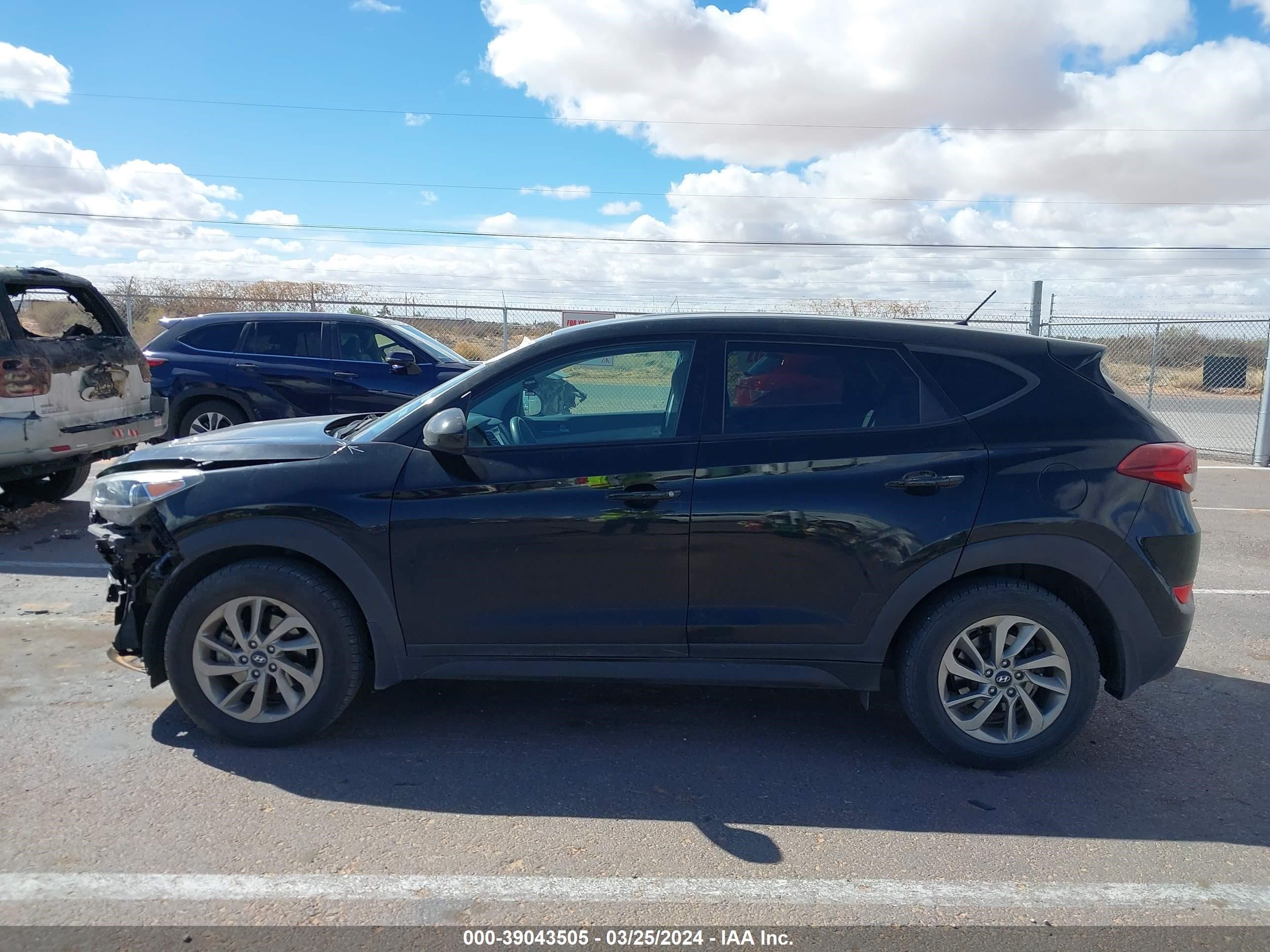 Photo 13 VIN: KM8J23A42JU634143 - HYUNDAI TUCSON 