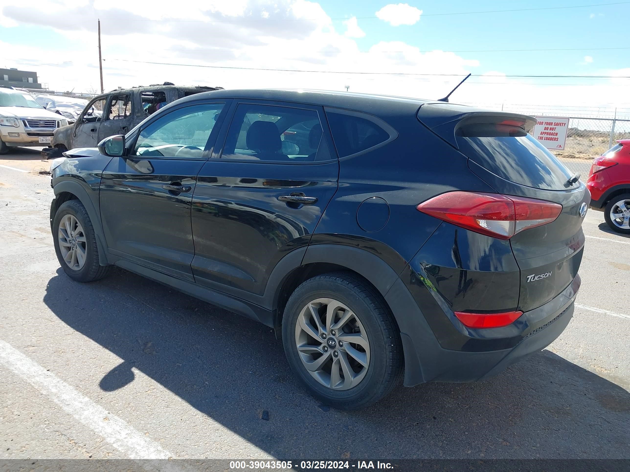 Photo 2 VIN: KM8J23A42JU634143 - HYUNDAI TUCSON 