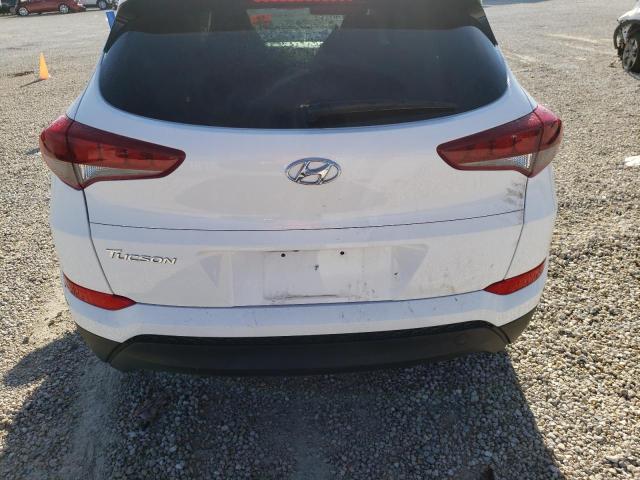 Photo 8 VIN: KM8J23A42JU694181 - HYUNDAI TUCSON SE 