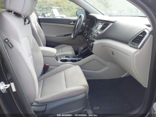 Photo 4 VIN: KM8J23A42JU766027 - HYUNDAI TUCSON 