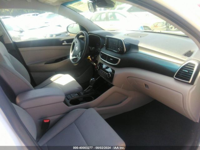 Photo 4 VIN: KM8J23A42KU882555 - HYUNDAI TUCSON 