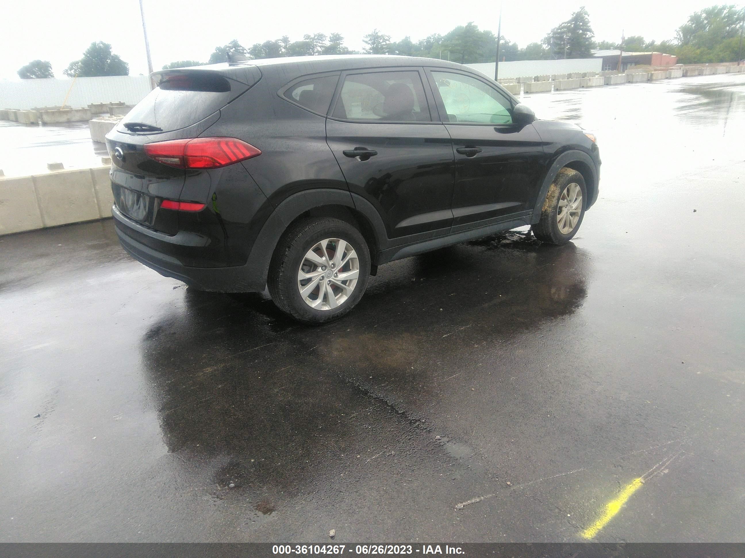 Photo 3 VIN: KM8J23A42KU945864 - HYUNDAI TUCSON 